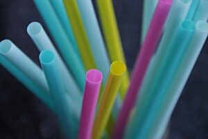 Iamge of  colorfulplastic straws suggesting the importance of phthalate testing in plastic consumer goods